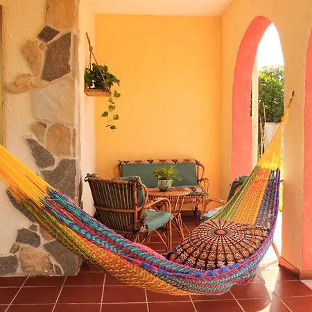 Guest house Resonance Experience - Tranquil Close To Beaches And Sacred Sites *