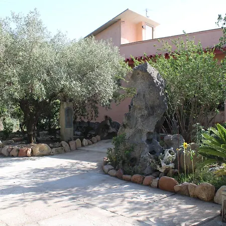 Resonance Experience - Peaceful Near Cagliari, Beaches & Nature Gæstehus *