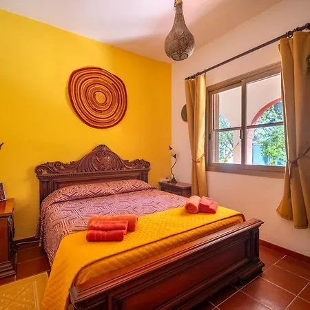 Guest house Resonance Experience - Tranquil Close To Beaches And Sacred Sites *
