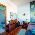 Resonance Experience - Peaceful Near Cagliari, Beaches & Nature בית הארחה *