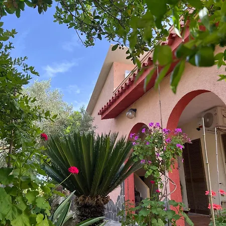 Casa de hóspedes Resonance Experience - Peaceful Near Cagliari, Beaches & Nature